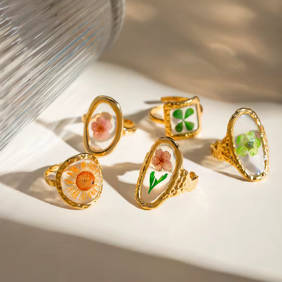 The Meadowlight™ Botanical Ring
